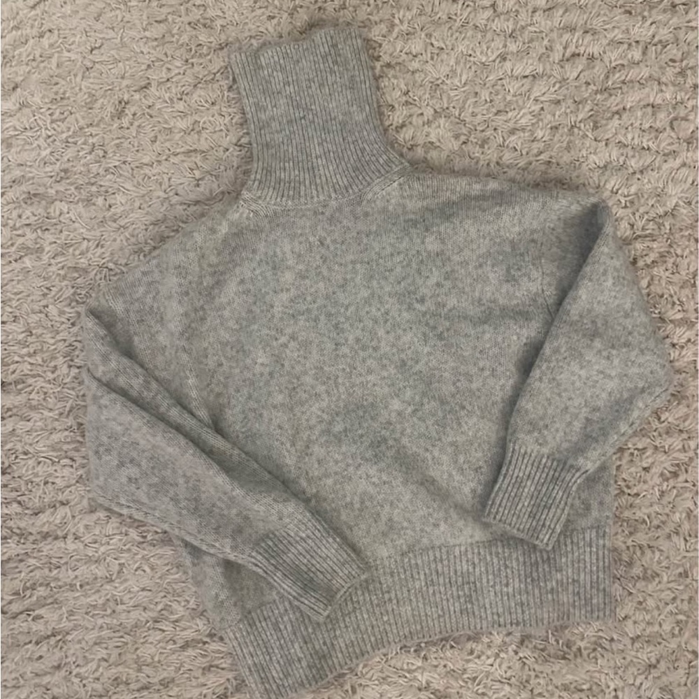 Zara Light Gray Turtleneck Sweater